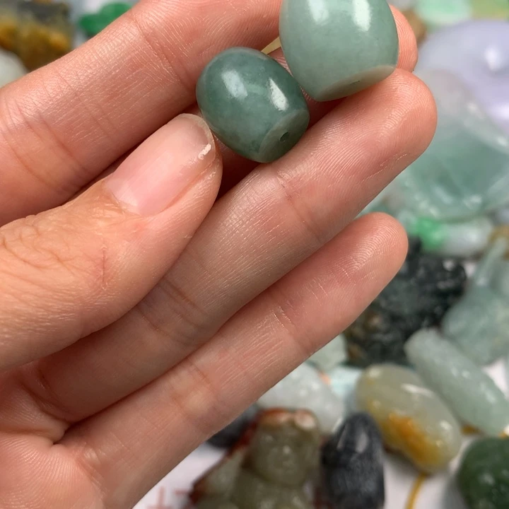 用***1定制翡翠未镶嵌翡翠