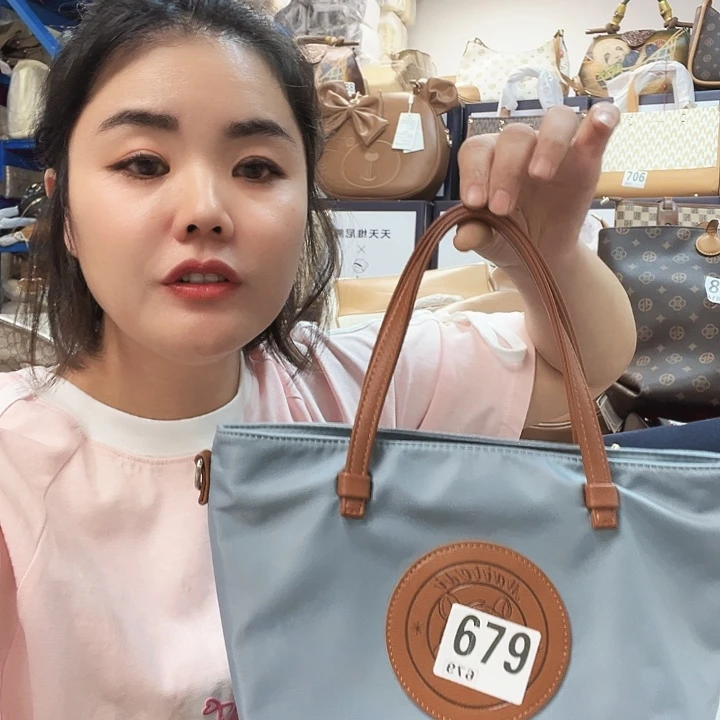 PU包包包包包包包包吧