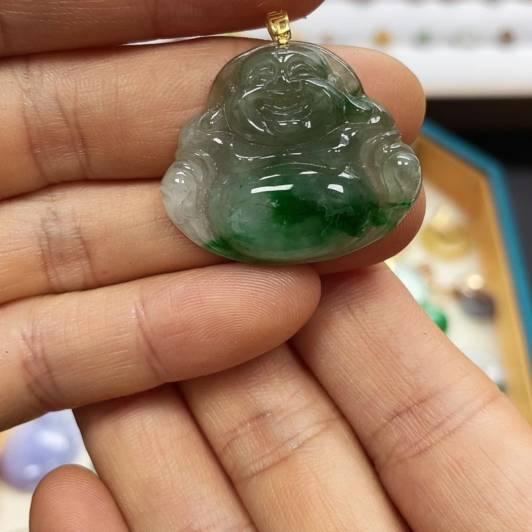 【闪购商品】颈饰18K金镶嵌翡翠