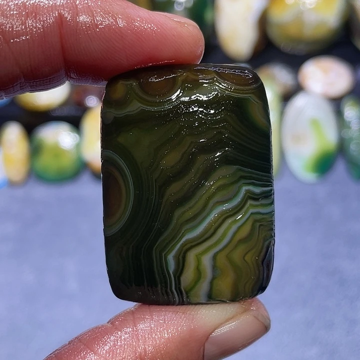 玛瑙/玉髓未镶嵌珠宝奇石