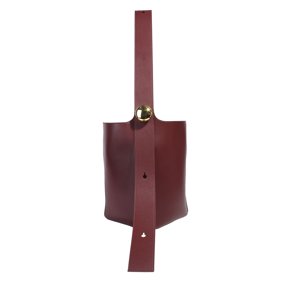 大号Pebble设计新款真皮水桶包单肩斜跨包BK-1051B千禧红