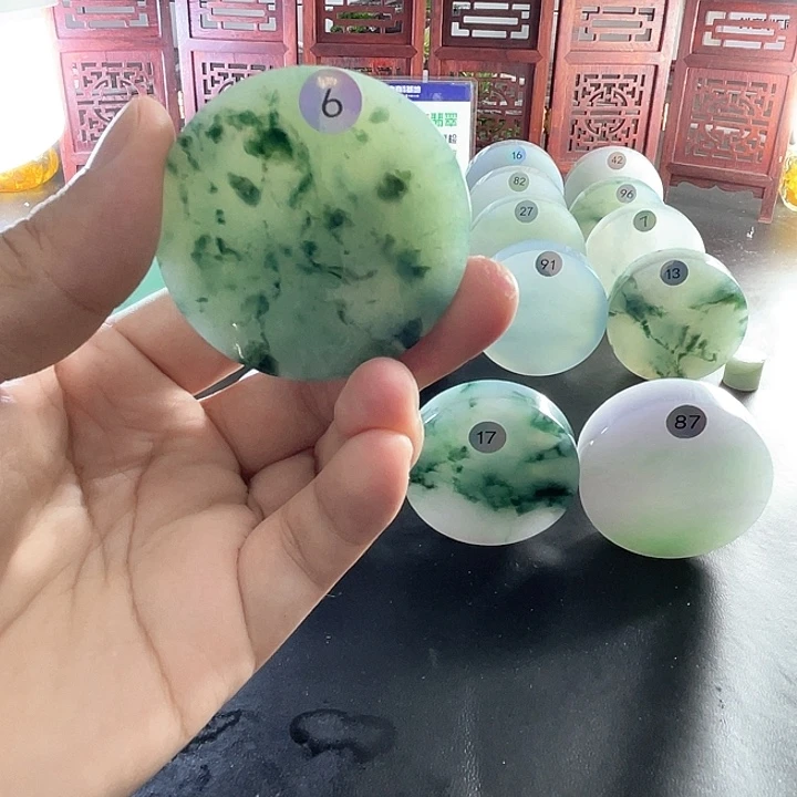 海****定制翡翠未镶嵌翡翠