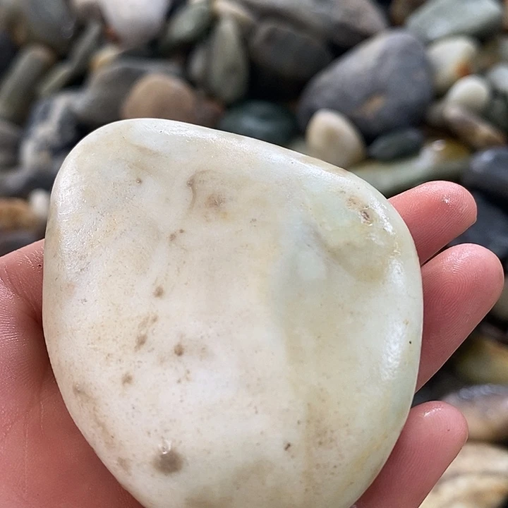 y***t和田玉（糖玉）未镶嵌挂件