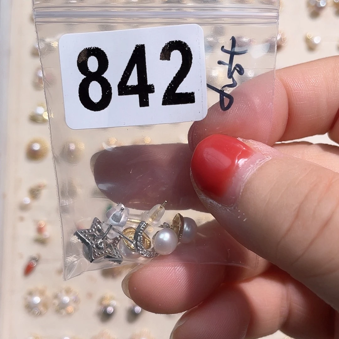 合金淡水珍珠耳饰李**安