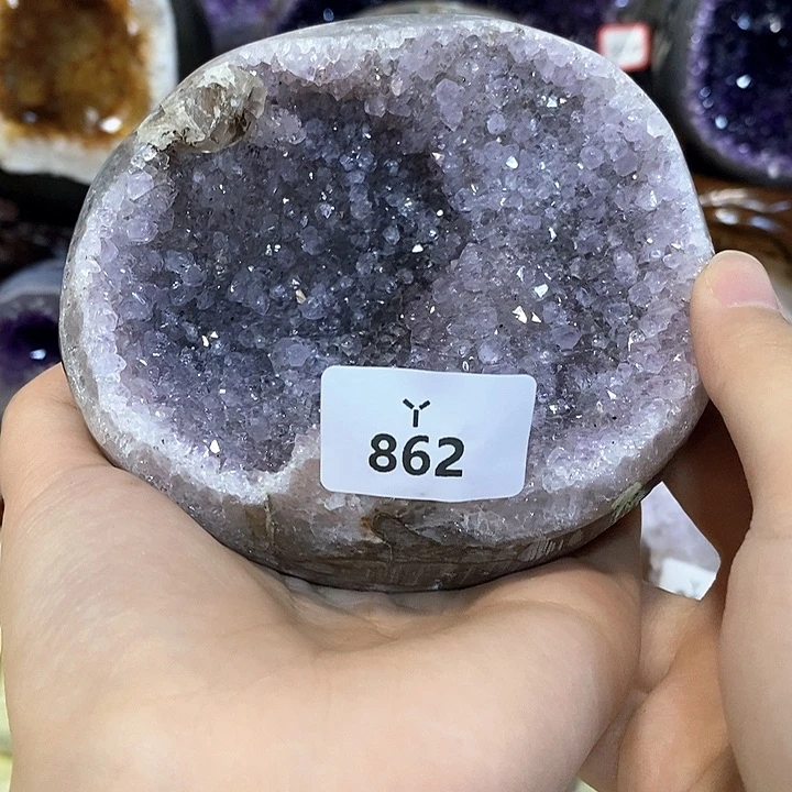 未镶嵌水晶大型摆件（非配饰）