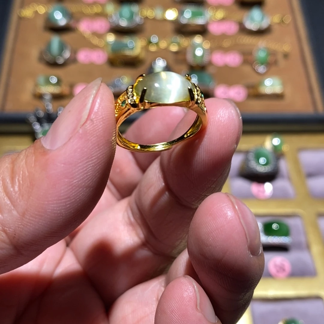 和田玉（碧玉）戒指未镶嵌