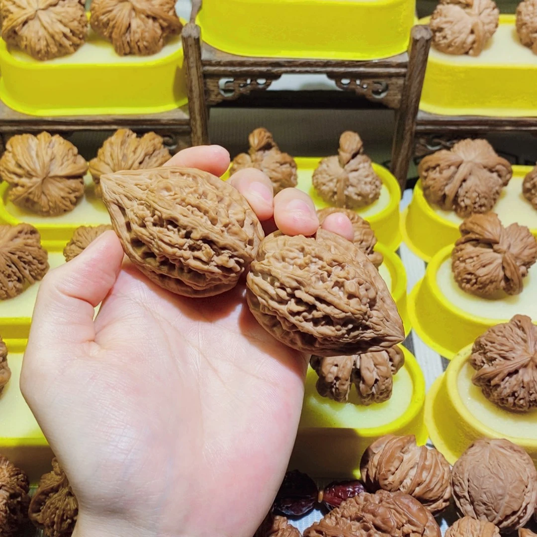 从***频吊坠文玩核桃大沽石