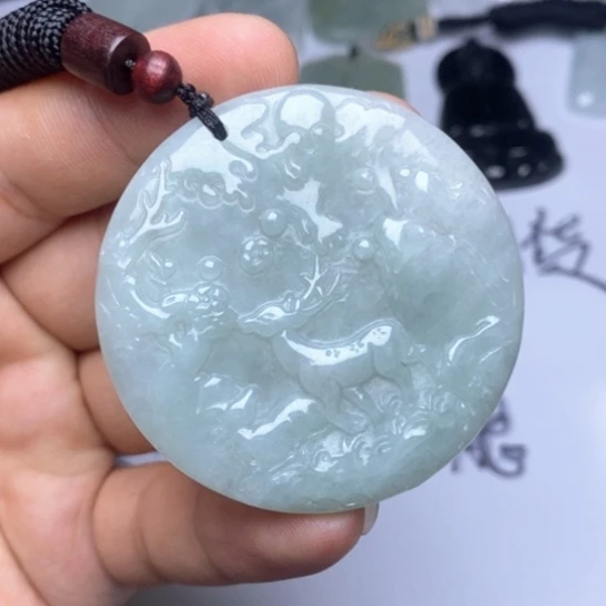 翡翠未镶嵌颈饰翡翠