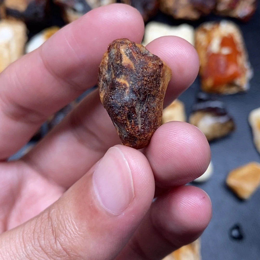 一***…定制琥珀未镶嵌定制