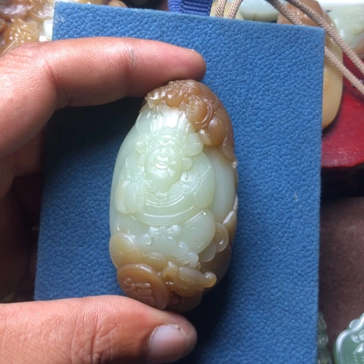 江***岁和田玉未镶嵌颈饰