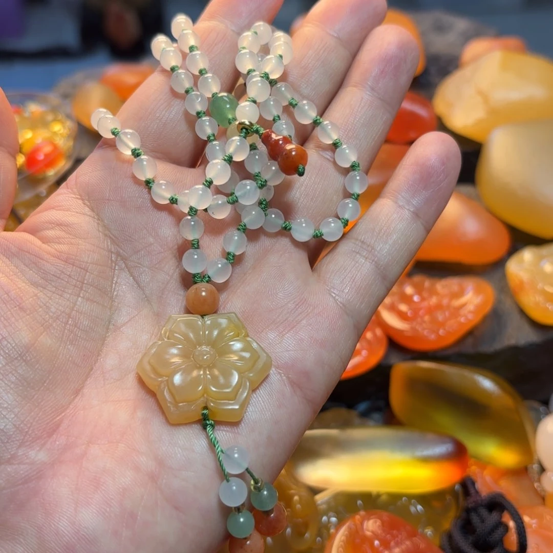 石英质玉手串未镶嵌枯*蝶