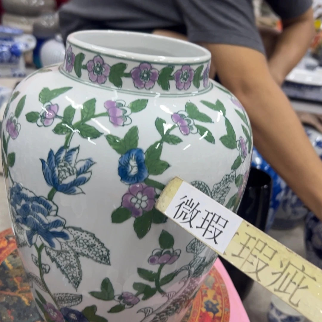 微瑕青花瓷器值得厚爱