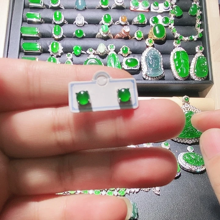 未镶嵌翡翠耳饰12
