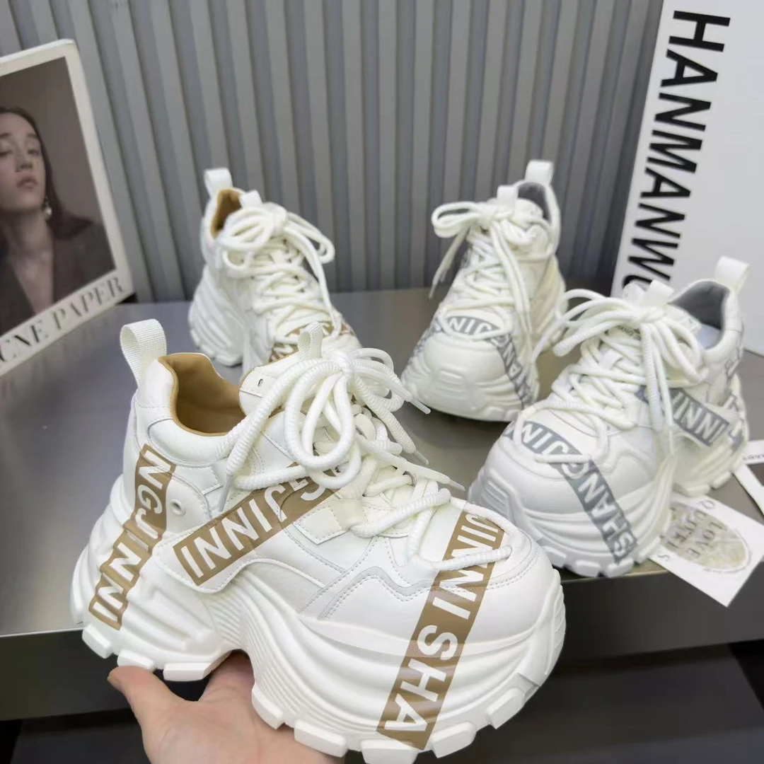 2025秋季新款时尚做旧擦色厚底增高老爹鞋女鞋系带网面透气运动鞋