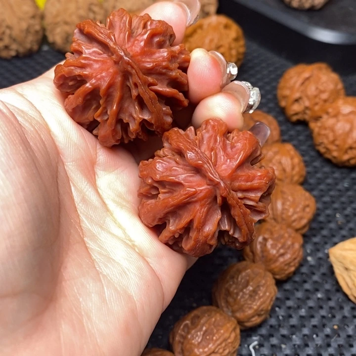 吊坠文玩核桃秦岭野生131