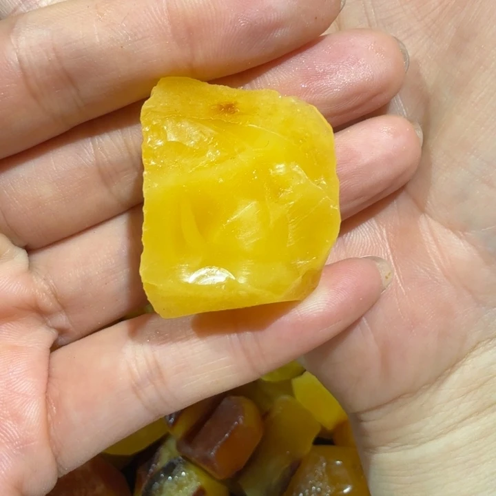 *****定制琥珀未镶嵌蜜蜡