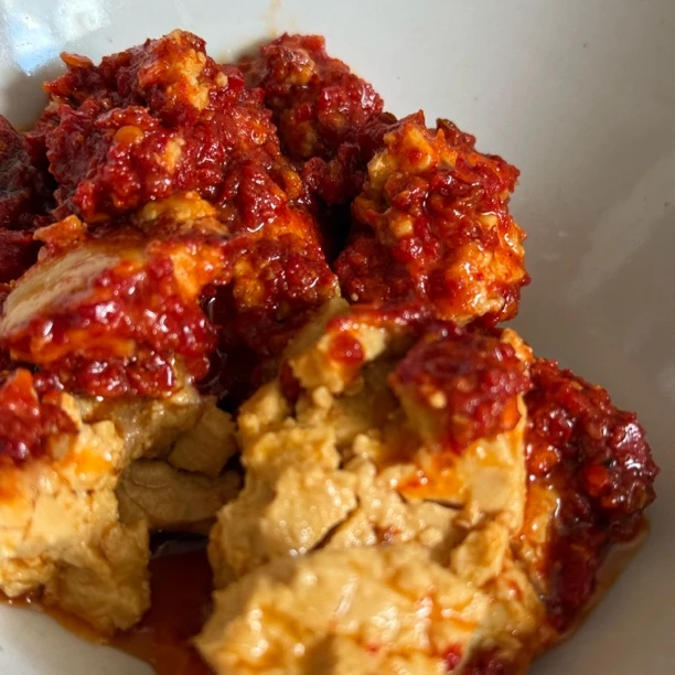 保山施甸姚关味道  油豆腐（酸辣口感）一瓶一斤二