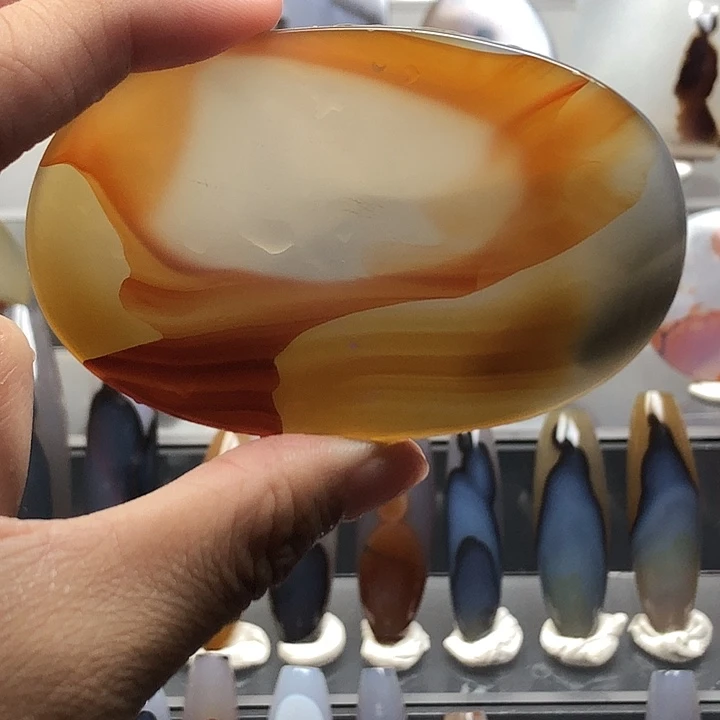 玛瑙/玉髓未镶嵌珠宝半成品700