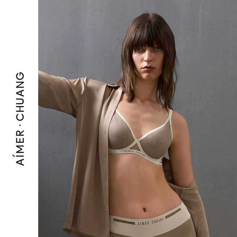 AIMER CHUANG明动5光面净痕薄模杯大罩杯洞洞杯文胸CA111361
