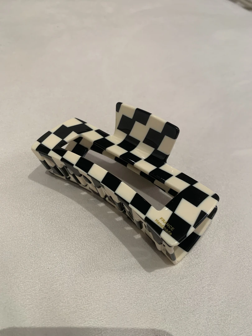 FAY | 复古港风棋盘格长方形抓夹（1H03861）