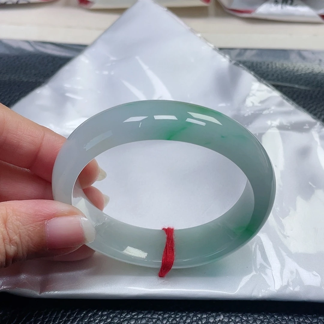 未镶嵌手镯（贵妃镯）翡翠缅甸翡翠55