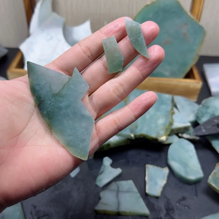 7***＊翡翠未镶嵌颈饰纯天然缅甸翡翠
