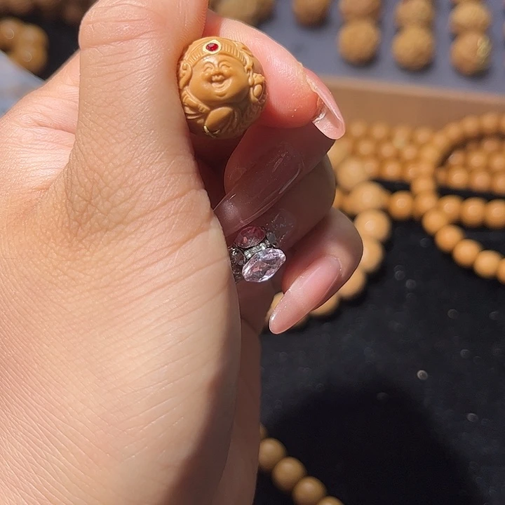 猴头核桃吊坠?**苍全品雕刻单颗财神