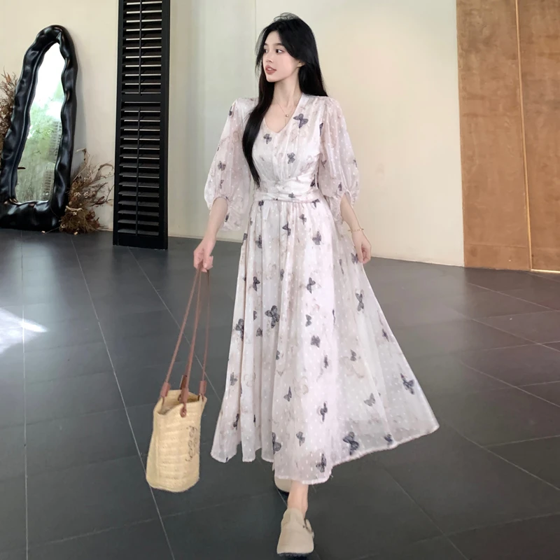 碎花大码温柔风连衣裙修身显瘦长裙聚酯田园甜美)V领灯笼袖荷叶边