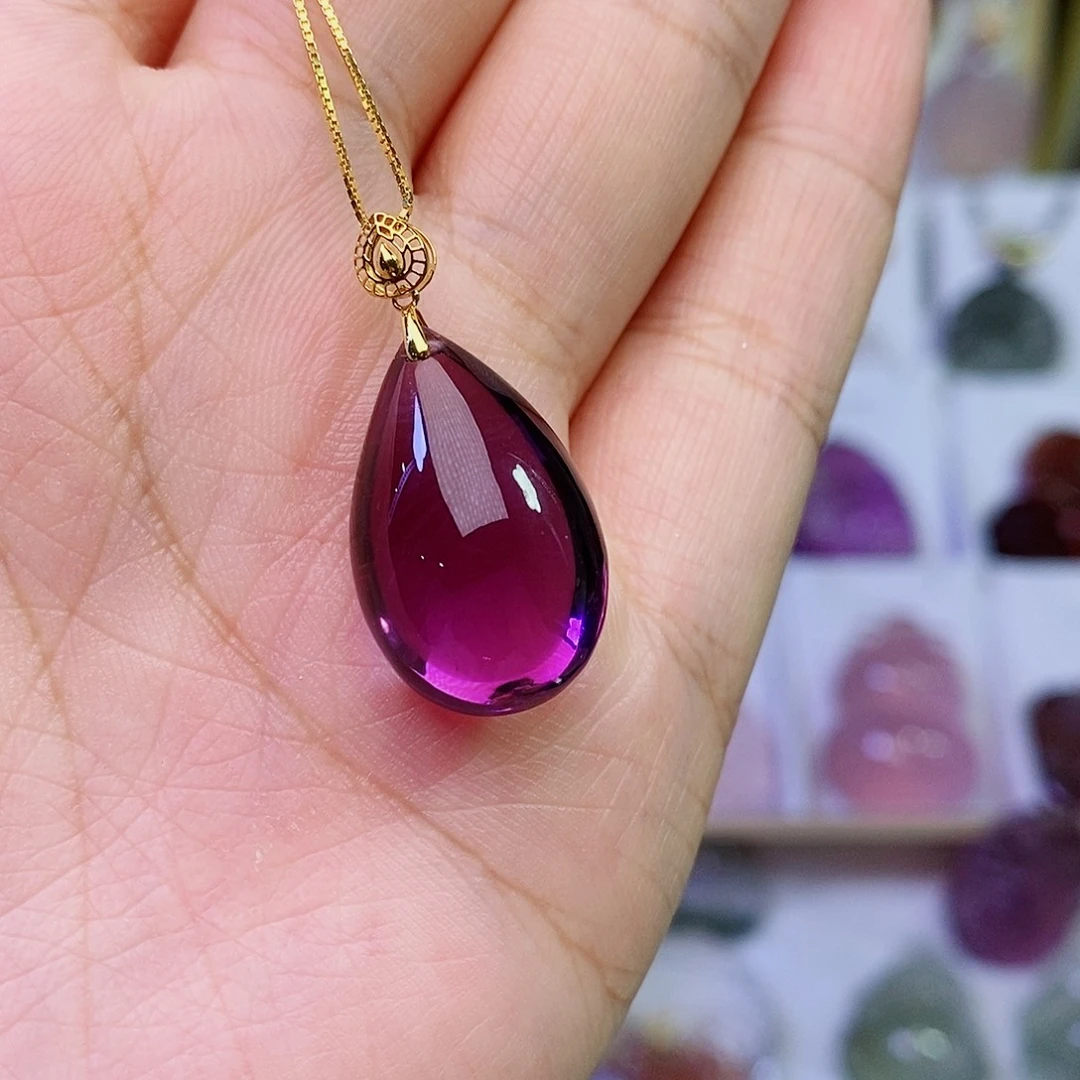 吊坠(赠链)18K金镶嵌水晶