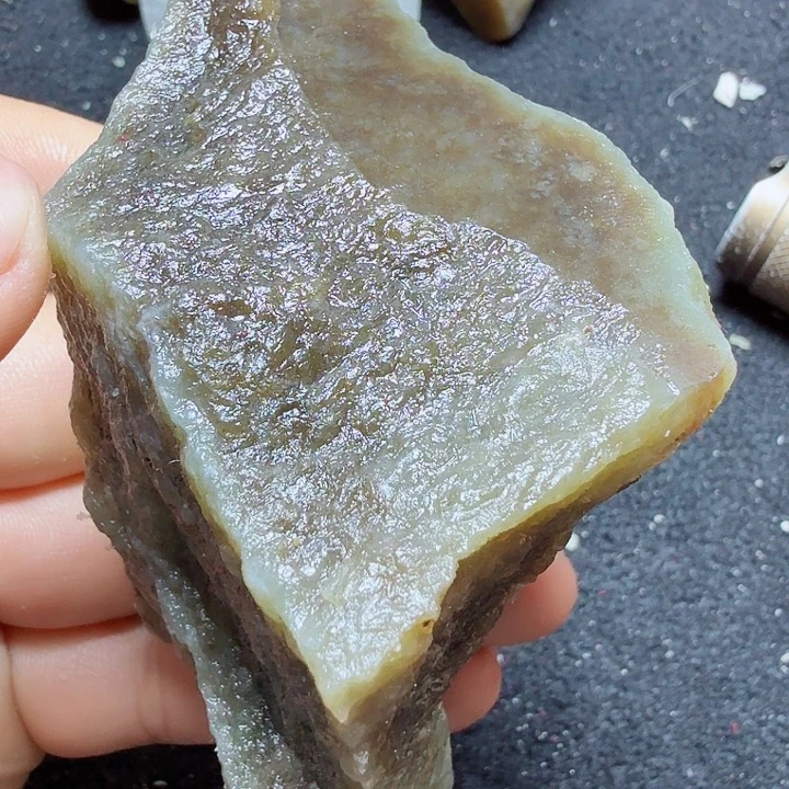 和田玉（糖玉）未镶嵌珠宝半成品