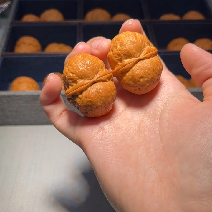 文玩核桃把件金丹元宝205