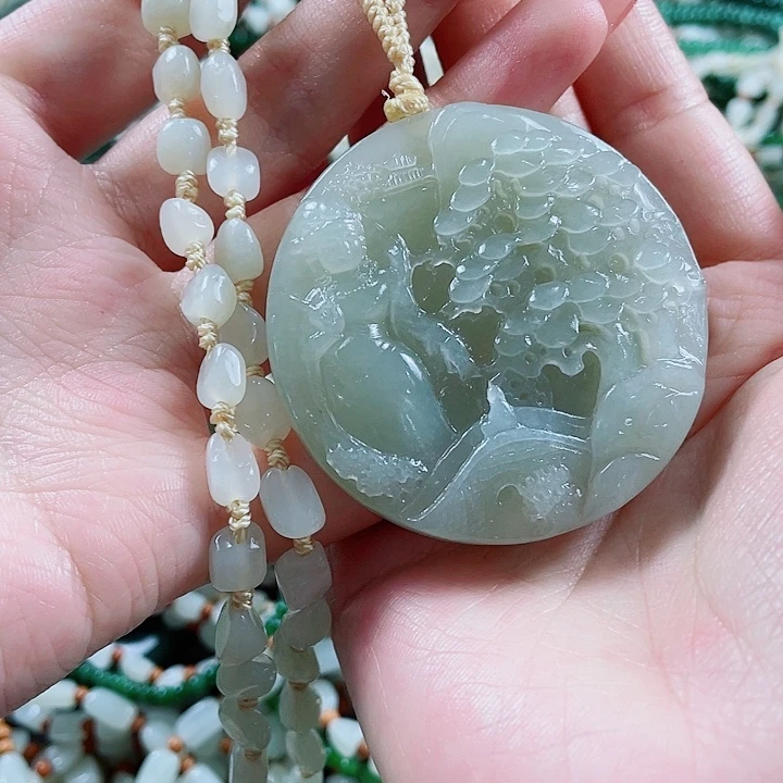 颈饰未镶嵌和田玉