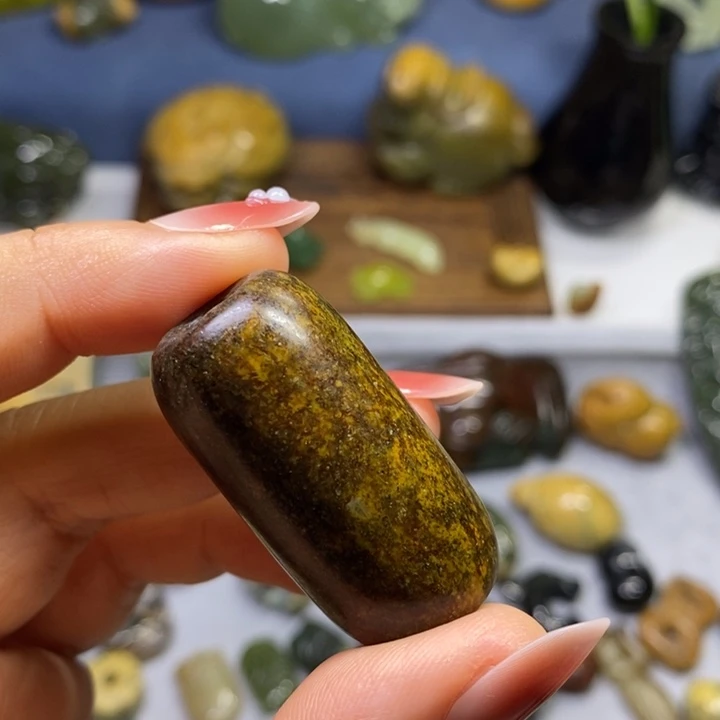 岫岩河磨玉（透闪石质玉）未镶嵌挂件