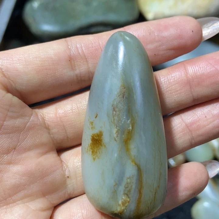 未镶嵌和田玉（糖玉）挂件
