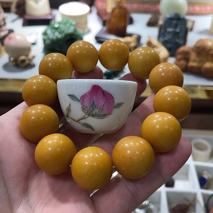 瓷片精致雕刻工艺