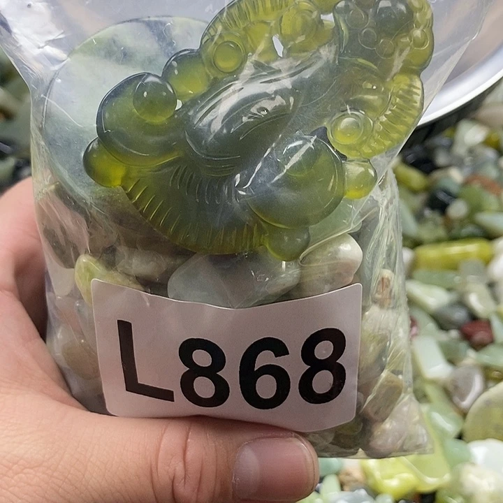 岫玉鱼缸石未镶嵌