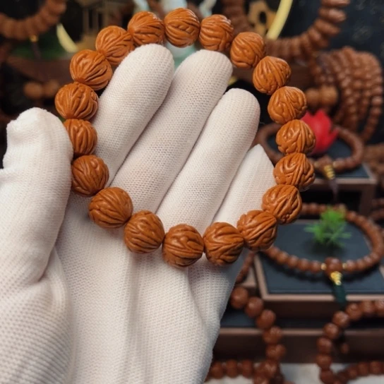 吊坠桃核14火焰纹手串