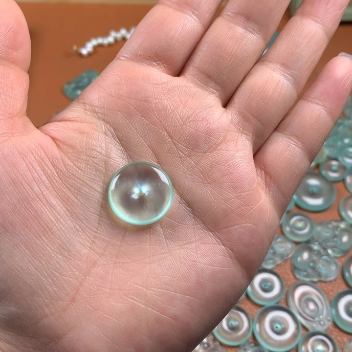 春***菇蛇纹石玉未镶嵌吊坠