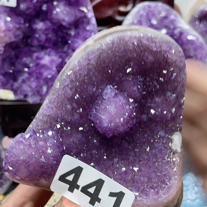 水晶大型摆件（非配饰）未镶嵌和**尘