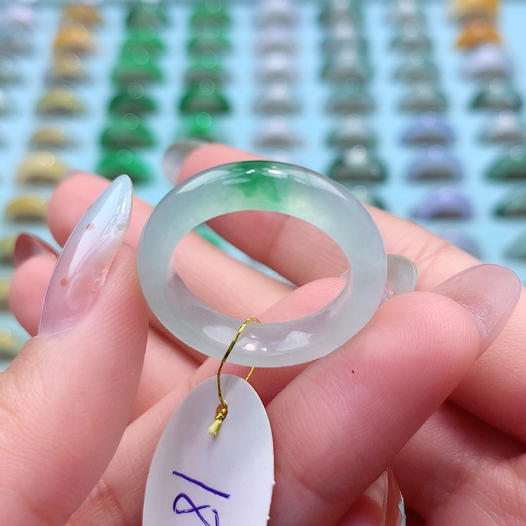 未镶嵌戒指翡翠18圈