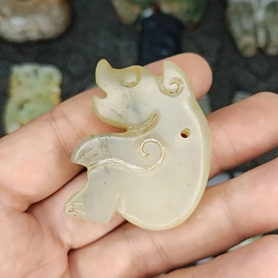 把件龙脊菩提物件优美，欢迎咨询