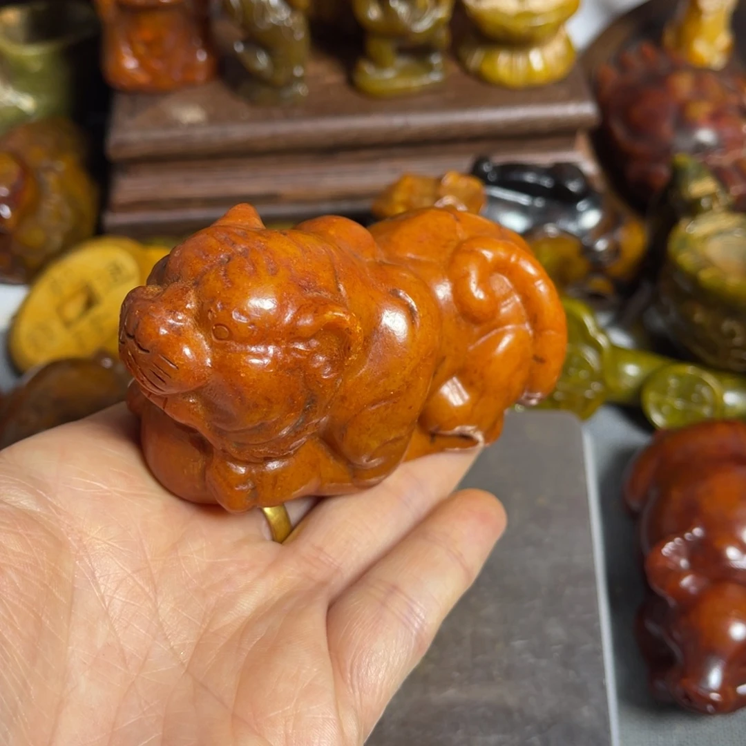 蛇纹石玉合金颈饰