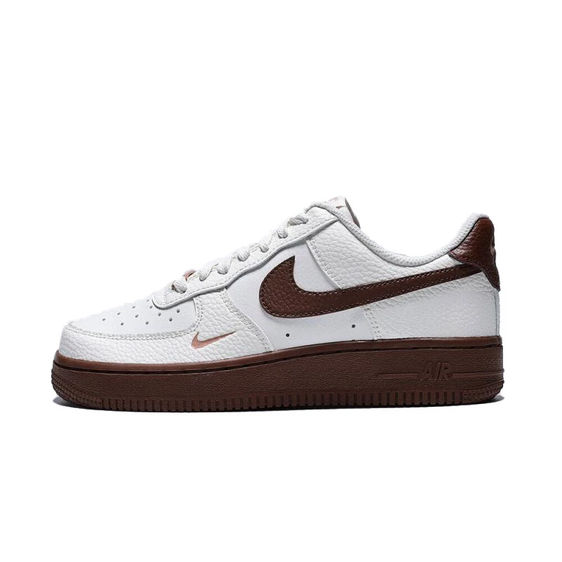 Nike耐克女子W AIR FORCE 1 '07休闲鞋IM3378-122