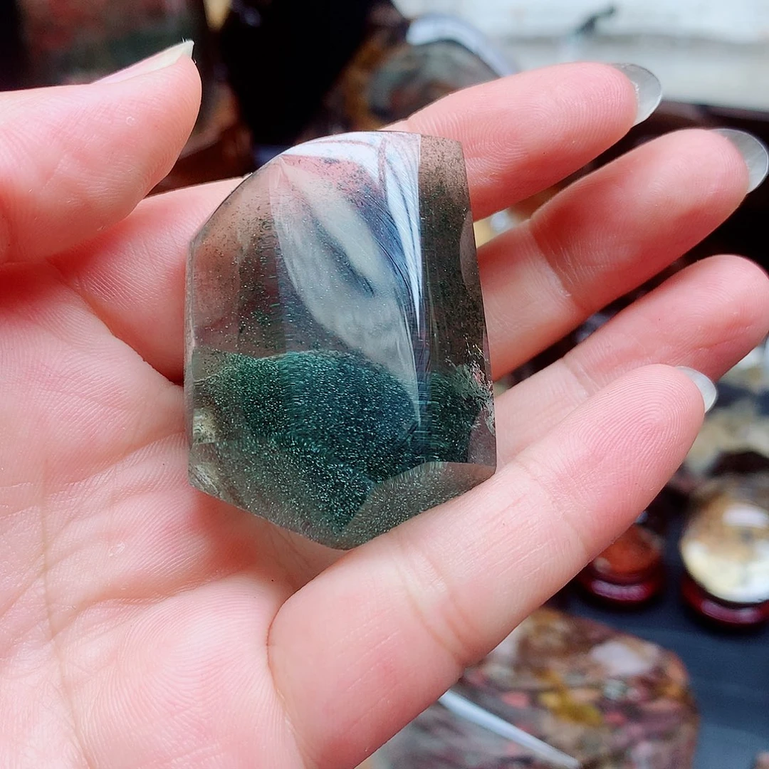 茶***士水晶未镶嵌珠宝半成品