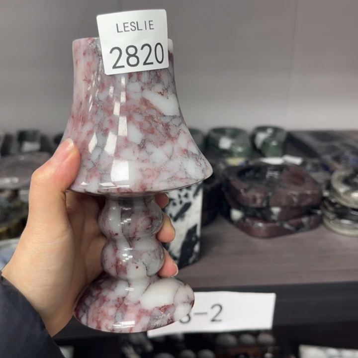 爱***羊L。 2820。    檀香。