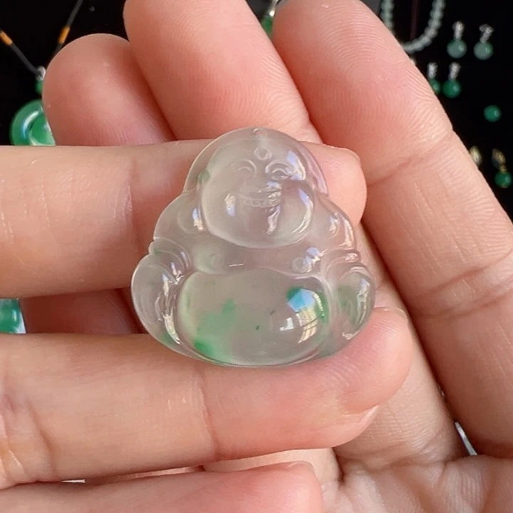 石英质玉未镶嵌颈饰