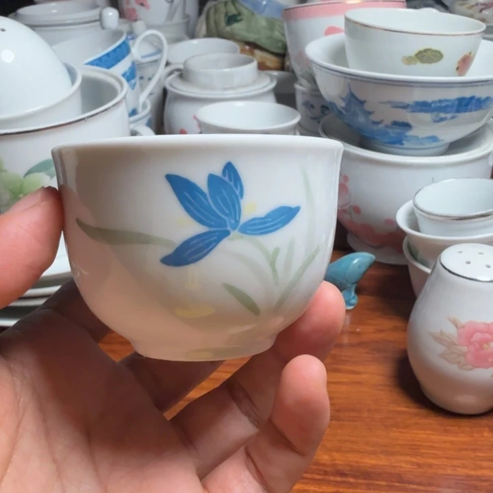 醴陵群力手绘兰草80毫升主人杯微瑕