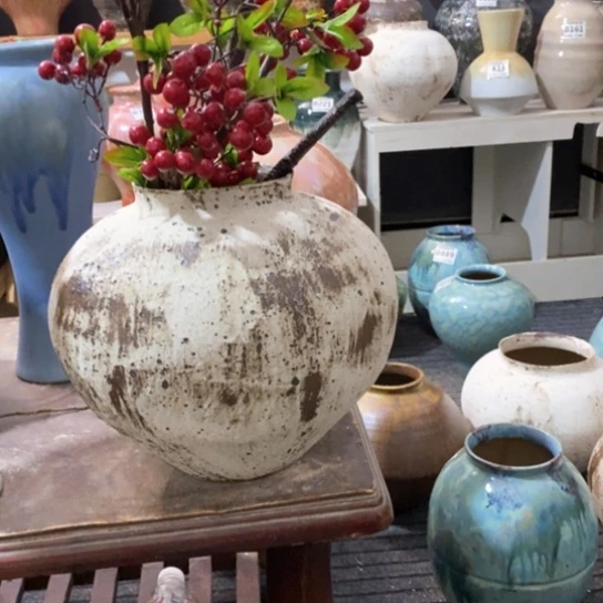 瓶高23。 11 景德镇陶瓷