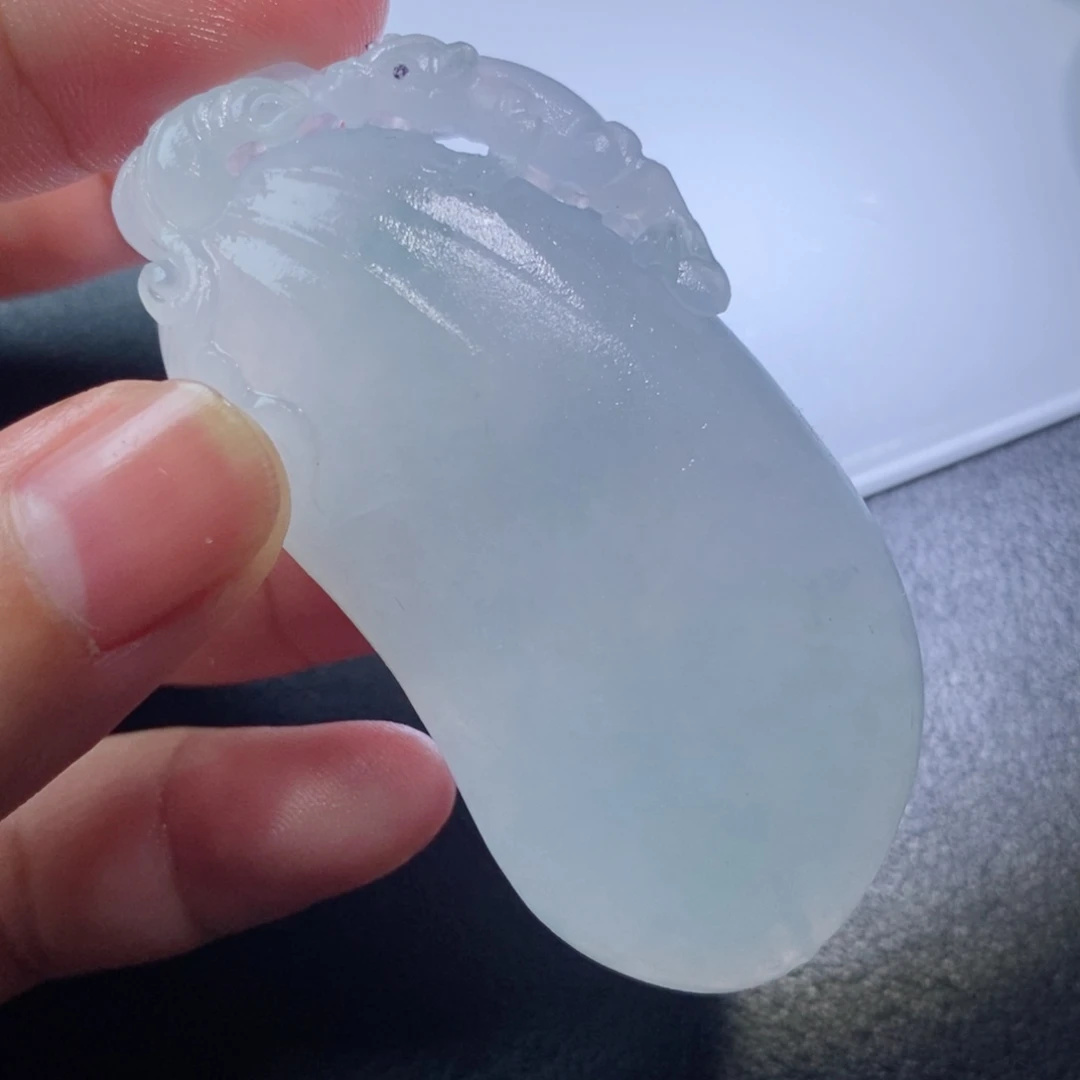 定制翡翠未镶嵌9779878899