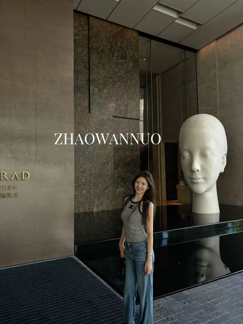 ZHAO WANNUO 丨 Ce25夏季 简约海军蓝条纹显瘦百搭背心NC0679